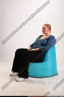 2010 07 BRITNEY STAND UP CHAIR 00