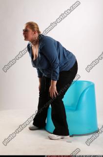 2010 07 BRITNEY STAND UP CHAIR 03