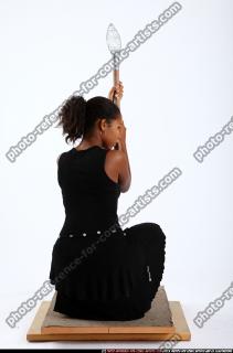 jenna-kneeling-spear-idle-pose