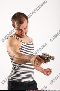 frankie-angry-shootin-revolver