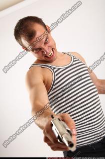 2010 09 FRANKIE ANGRY SHOOTING REVOLVER 09