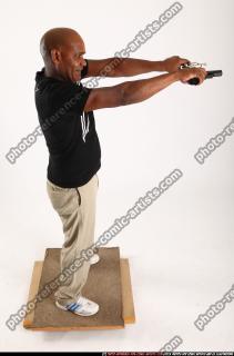 2010 10 GAEL CASAUS STANDING DUAL PISTOLS2 06 A