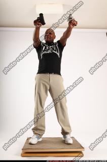 2010 10 GAEL CASAUS STANDING DUAL PISTOLS2 00 C