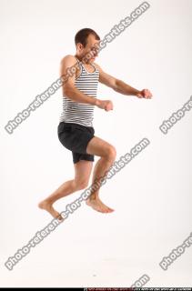 2010 12 FRANKIE JUMP2 05