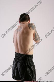 DAREON-KICKBOX-POSE