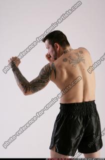 DAREON-KICKBOX-POSE