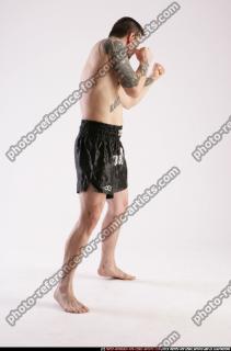 DAREON-KICKBOX-POSE