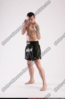 DAREON-KICKBOX-POSE
