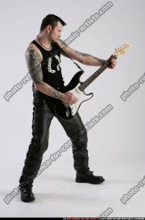 2011 01 DAREON GUITARIST PLAYING 06