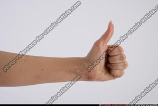 2011 01 HAND IVA POSES1 03