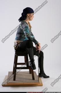 2011 01 PIRATE WOMAN SITTING POSE1 06