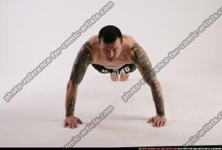 2011 01 FIGHTER2 PUSH UPS 06 A