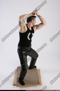 Serdyuk-fighting-katana