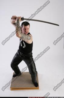 Serdyuk-fighting-katana