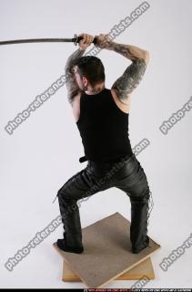 Serdyuk-fighting-katana