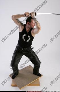 Serdyuk-fighting-katana
