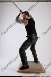 Serdyuk-fighting-katana