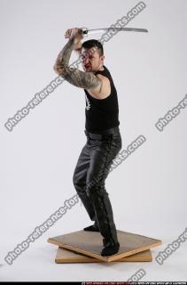 Serdyuk-fighting-katana
