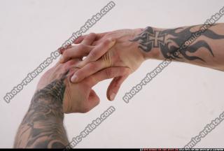 DAREON HAND MALE POSES1