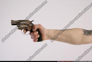 2011 02 DAREON HAND MALE POSES1 13