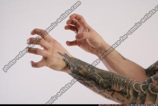 DAREON HAND MALE POSES1