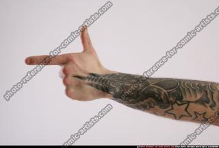 DAREON HAND MALE POSES1