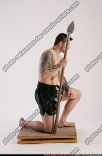 2011 02 FIGHTER2 KNEELING SPEAR 00 B
