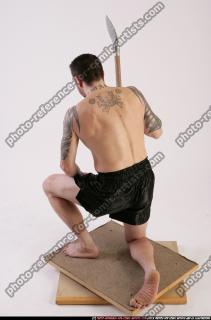 Dareon-kneeling-spear