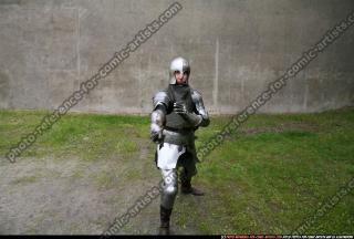 2011 02 MIDDLEAGE KNIGHT2 SWORD POSES 10