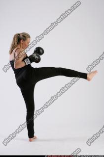 2011 03 BETHANY ROBERTS LOW KICK 06