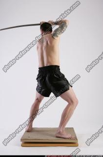 DAREON-DEFEND-POSE-KATANA