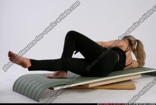 2011 03 MONICCA PILATES POSE3 03
