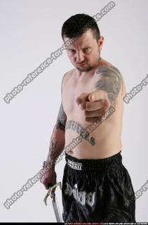 2011 03 DAREON POINTING FINGER SWORD 08
