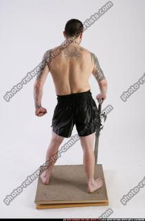 DAREON-STANDING-SWORD-BRAVE