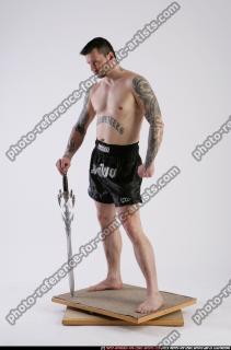 DAREON-STANDING-SWORD-BRAVE