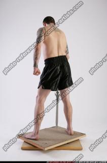 DAREON-STANDING-SWORD-BRAVE