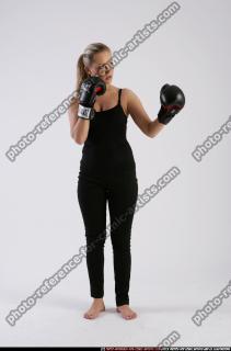 2011 04 BETHANY ROBERTS BOXING POSE 07