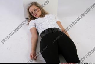 2011 04 BETHANY ROBERTS DEAD POSE3 01