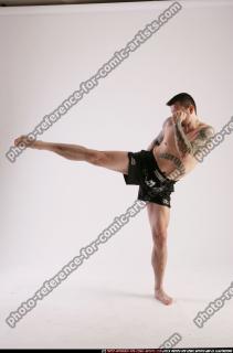 DAREON-HIGH-KICK1
