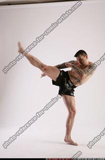 DAREON-HIGH-KICK2
