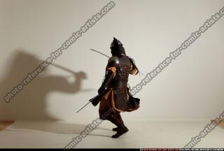 2011 04 AIONE MEDIEVAL WARRIOR1 SMAXFRONT ATTACK SWORD1 32.jpg