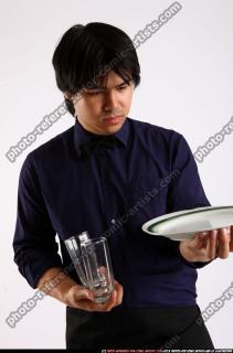 liam-waiter-dishes