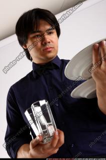 liam-waiter-dishes