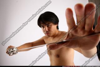 2011 05 LIAM DEFEND POSE KATANA 11