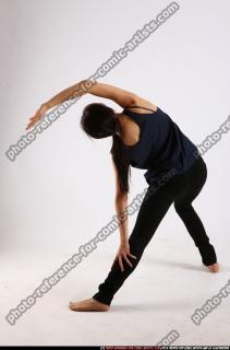 naomi-yoga-pose2