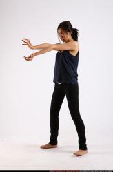 naomi-throwing-fireball