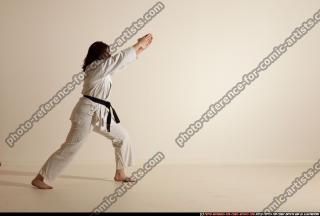 2011 09 MICHELLE SMAX KARATE POSE4 76