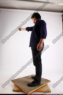 liam-standing-aiming-revolver2