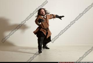 2011 11 TEON MUSKETEER1 SMAX FRONT ATTACK SWORD2 09