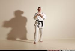 michelle-smax-air-front-kick